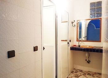 Hotel Ryad Tetouan Bagian luar foto